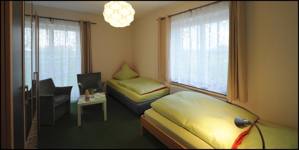 Das Haus Am Teich Hotel Gross Grabow Екстериор снимка