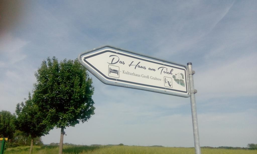 Das Haus Am Teich Gross Grabow Екстериор снимка