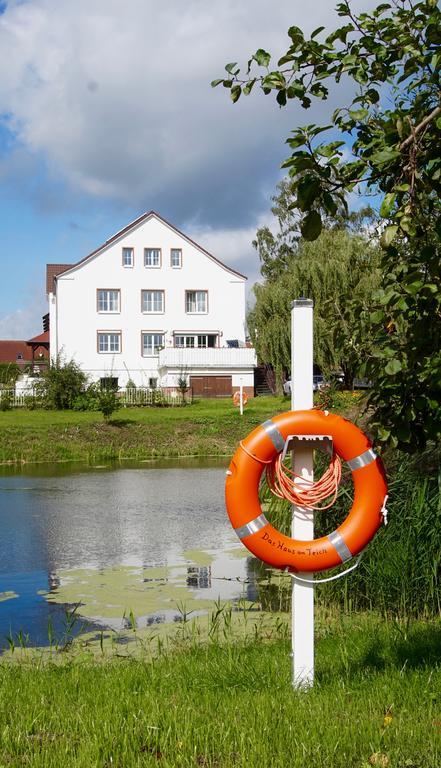Das Haus Am Teich Gross Grabow Екстериор снимка